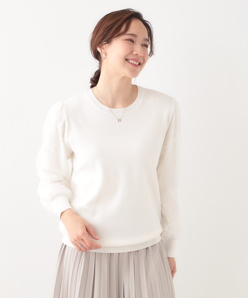DRESKIP(ドレスキップ)の「【S-LL】1枚で華やかになる お袖レースドッキングニット(ニット/セーター・レディース・オフホワイト/グレー/ブラック/イエロー系その他・02/03/04/01)」の5枚目の写真