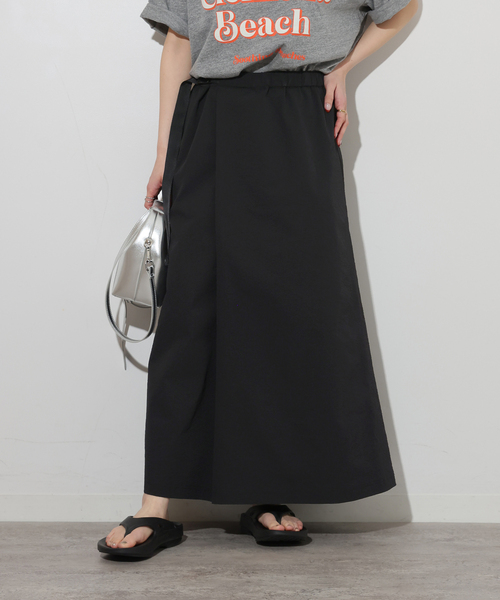 THOUSAND MILE(サウザンドマイル)の「別注【THOUSAND MILE/サウザンドマイル】シアサッカー WEAVE ADJUST スカート(スカート・レディース・ベージュ/ブラック/カーキ・FREE)」の2枚目の写真