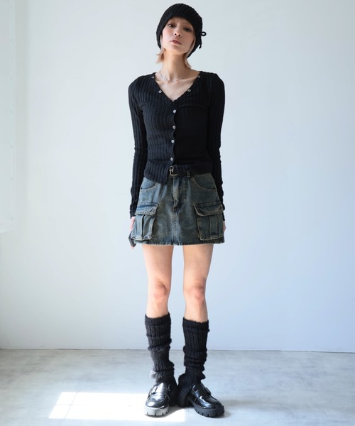 Ulysses(ユリシス)の「ワイドリブVネックカットソー(Tシャツ/カットソー・レディース・ブラック/グレー・S/M)」の14枚目の写真