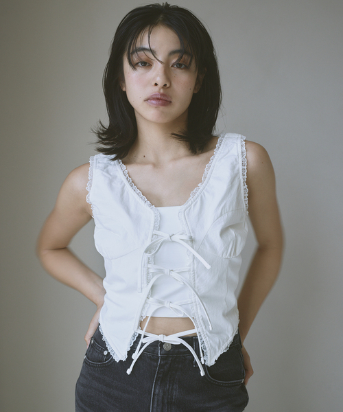 GLOWNY/グロウニー GARDEN SLEEVELESS TOP 手洗い可能（シャツ