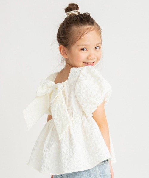 BRANSHES（ブランシェス）の「【プチレディ】バックリボンブラウス（シャツ/ブラウス・キッズ・ブラック/アイボリー・110/140/100/120/150/130）」の2枚目の写真