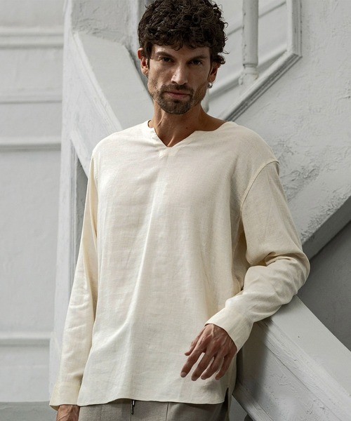 C DIEM（カルペディエム）の「C DIEM(カルペディエム)キーネックロングスリーブTシャツ 長袖Tシャツ (通気性 / 速乾性)（Tシャツ/カットソー・メンズ・ブラック/チャコールグレー/ホワイト・L/XL/S/M）」の2枚目の写真