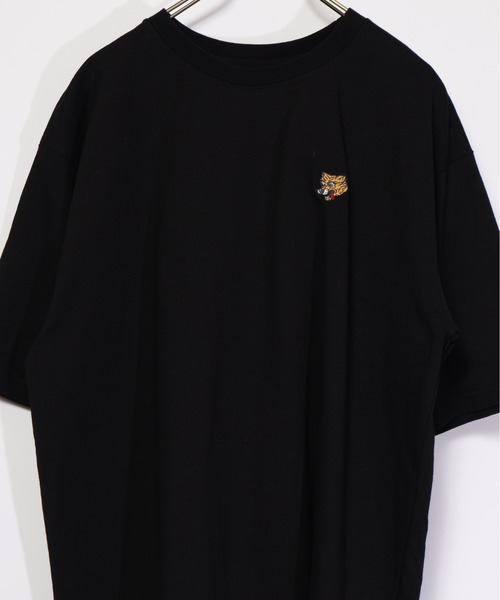 ATELANE（アテレーン）の「ATELANE/アテレーン アニマル フラワー JAPAN バックプリント ワンポイント　刺繍　クルーネック Tシャツ（Tシャツ/カットソー・メンズ・ホワイト系/グレー/ベージュ/ブラック/ブラック系/ホワイト系1/サックスブルー系/ブラック系1/ホワイト・LARGE/MEDIUM）」の17枚目の写真