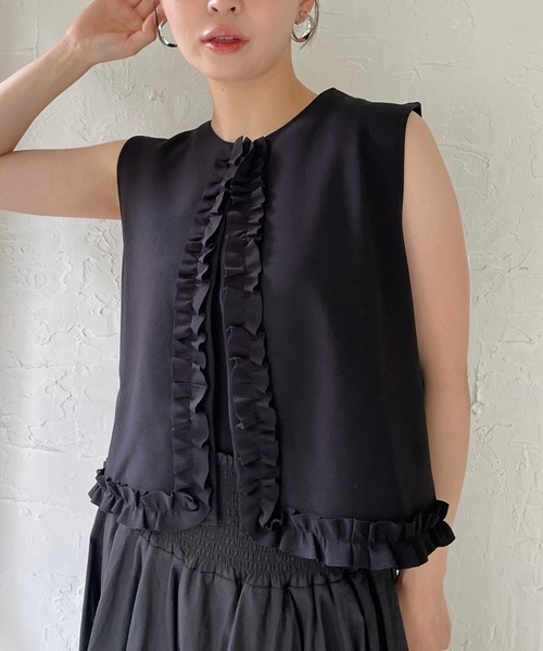 StyleSea(スタイルシー)の「フリルラインショートベスト(ベスト・レディース・アイボリー/ブラック・FREE)」の13枚目の写真