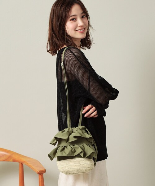 ITS'DEMO（イッツデモ）の「雑材フリルコンビ巾着ショルダー（ショルダーバッグ・レディース・グレー/カーキ/ブラック・00）」の15枚目の写真