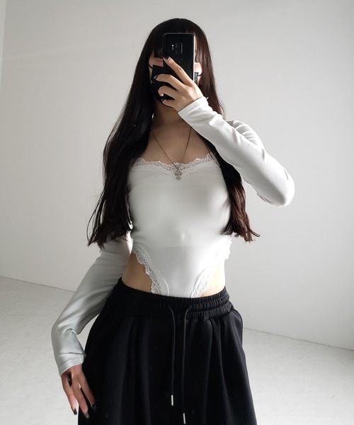 me+em select（ミームセレクト）の「【 ３color 】カットアウトレースポイントボディスーツトップス ／cutout lace point bodysuit tops（Tシャツ/カットソー・レディース・ブラック/ホワイト/ピンク・FREE）」の5枚目の写真