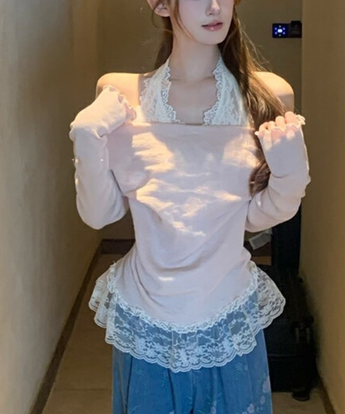 NANAHACHI(ナナハチ)の「オフショルダー レースポイント ニット(ニット/セーター・レディース・ピンク/アイボリー/ブラック/ライトブルー・FREE)」の1枚目の写真