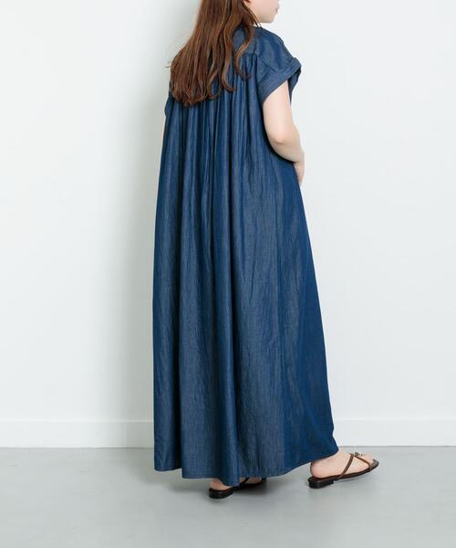 URBAN RESEARCH Sonny Label（アーバンリサーチサニーレーベル）の「デニムピンタックヨークフレンチワンピース（ワンピース・レディース・インディゴブルー/ライトインディゴブルー・FREE）」の21枚目の写真