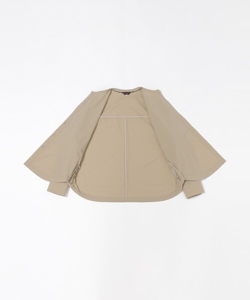 EVEX by KRIZIA（エヴェックスバイクリツィア）の「【防しわ】【UV対策】【ウォッシャブル】テックスブリッドシャツジャケット（テーラードジャケット・レディース・ベージュ/ブラック・40）」の5枚目の写真