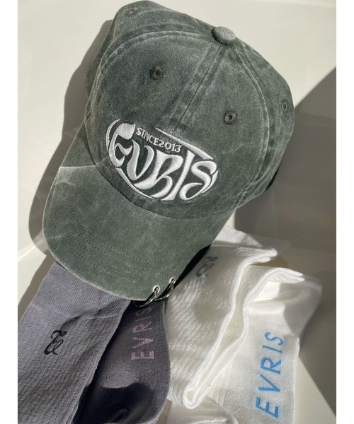 EVRIS(エヴリス)の「EVRIS CLUBロゴキャップ(キャップ・レディース・ブラック/カーキ・FREE)」の1枚目の写真