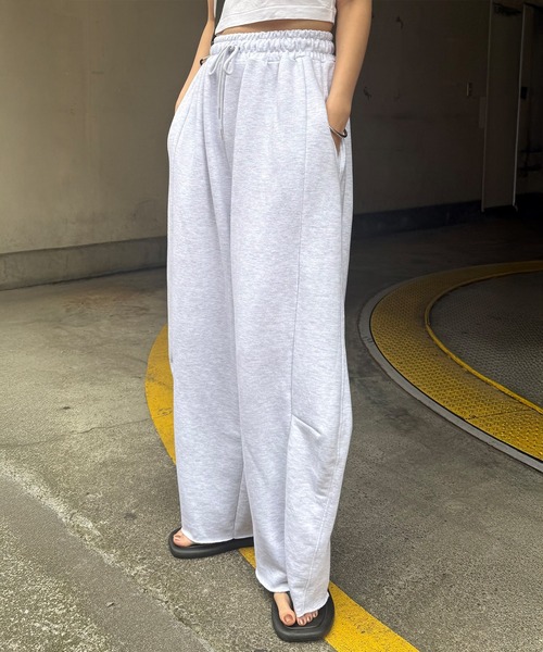 STELLA FISH(ステラフィッシュ)の「Wide Sweat Pants(スウェットパンツ・レディース・グレー・FREE)」の4枚目の写真