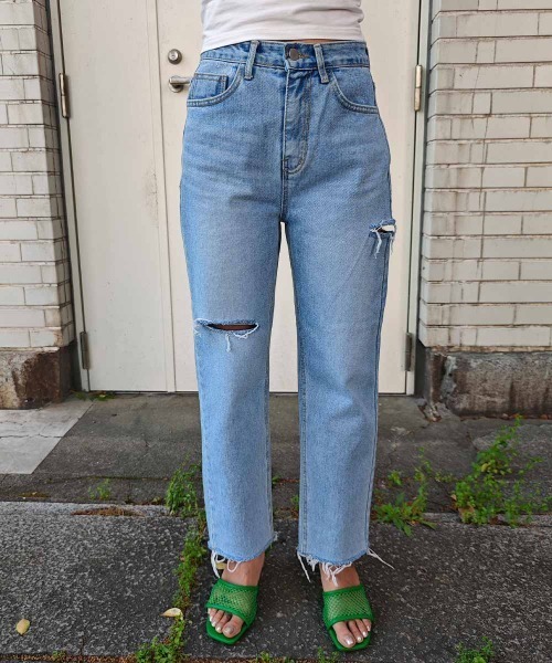 esutoreja（エストレジャ）の「クラッシュダメージデニム（デニムパンツ・レディース・ライトブルー・S/M）」の3枚目の写真