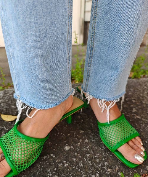 esutoreja（エストレジャ）の「クラッシュダメージデニム（デニムパンツ・レディース・ライトブルー・S/M）」の12枚目の写真