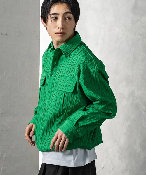 +CLOSET(プラスクローゼット)の「クリンクル加工ドロストプルシャツ(シャツ/ブラウス・メンズ・グリーン/ホワイト/ブラック・X-LARGE/LARGE/MEDIUM)」の16枚目の写真