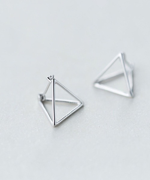 セール】YU-KA:トライアングルモダンピアス triangle design
