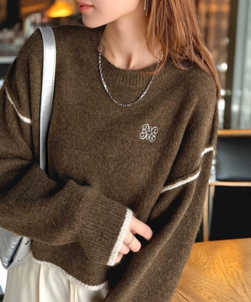 mily bilet(ミウィビレット)の「【mily bilet】シンプルながらも個性が引き立つ。アウトリンキング胸刺繍ミックスニット(ニット/セーター・レディース・グレー/ベージュ/ブラウン/ブラック・X-LARGE/SMALL/MEDIUM/LARGE)」の3枚目の写真