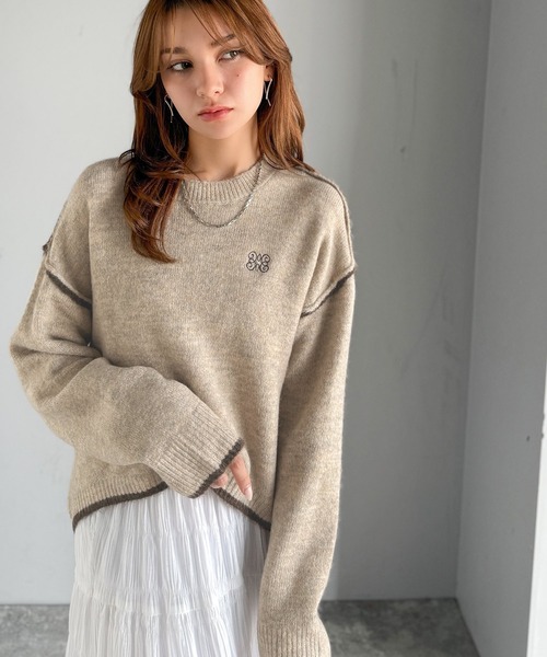 mily bilet(ミウィビレット)の「【mily bilet】シンプルながらも個性が引き立つ。アウトリンキング胸刺繍ミックスニット(ニット/セーター・レディース・グレー/ベージュ/ブラウン/ブラック・X-LARGE/SMALL/MEDIUM/LARGE)」の19枚目の写真