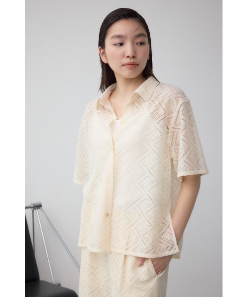 AZUL by moussy(アズールバイマウジー)の「レース半袖シャツ(シャツ/ブラウス・レディース・ブラック/アイボリー・FREE)」の4枚目の写真