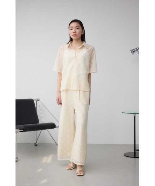 AZUL by moussy(アズールバイマウジー)の「レース半袖シャツ(シャツ/ブラウス・レディース・ブラック/アイボリー・FREE)」の5枚目の写真