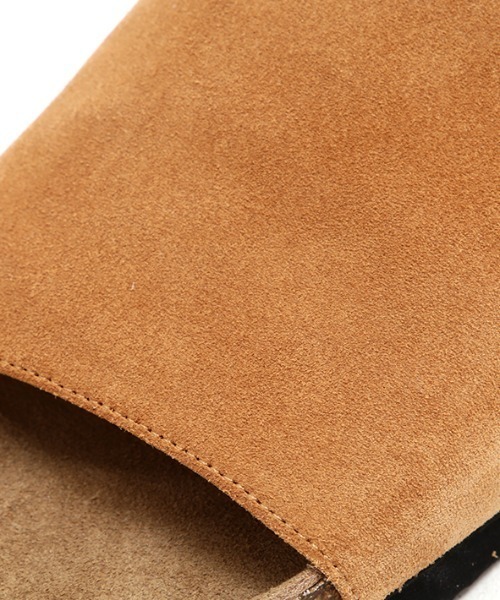 ETRE TOKYO(エトレトウキョウ)の「スウェードフットベッドサンダル(サンダル・レディース・ライトベージュ/ブラウン/ベージュ・37/36/38)」の16枚目の写真