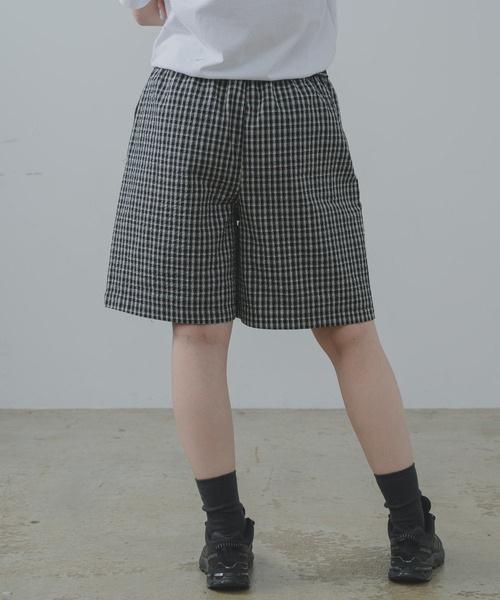 flaner（フラネ）の「Seersucker check half pants / シアサッカーチェックハーフパンツ（その他パンツ・レディース・ネイビー/ブラック・MEDIUM/LARGE）」の5枚目の写真
