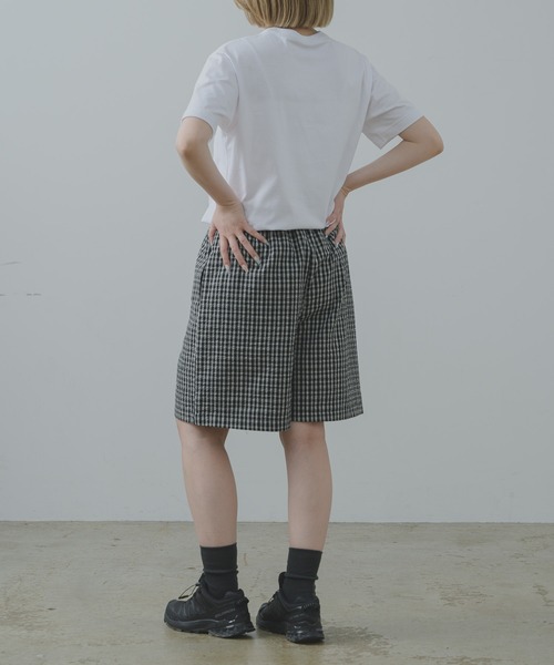 flaner（フラネ）の「Seersucker check half pants / シアサッカーチェックハーフパンツ（その他パンツ・レディース・ネイビー/ブラック・MEDIUM/LARGE）」の10枚目の写真