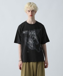 新品未使用 HARE ハレ だまし絵Tシャツ HARE（ハレ）の「デジタルグラフィックカットソー(HARE)（T