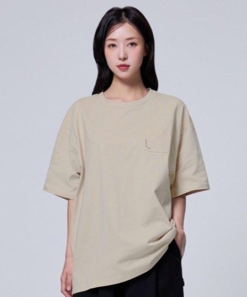 Vini(ヴィニ)の「レーシング半袖Tシャツ(Tシャツ/カットソー・レディース・ライトベージュ/ダークグリーン/ホワイト・LARGE/MEDIUM/SMALL)」の1枚目の写真