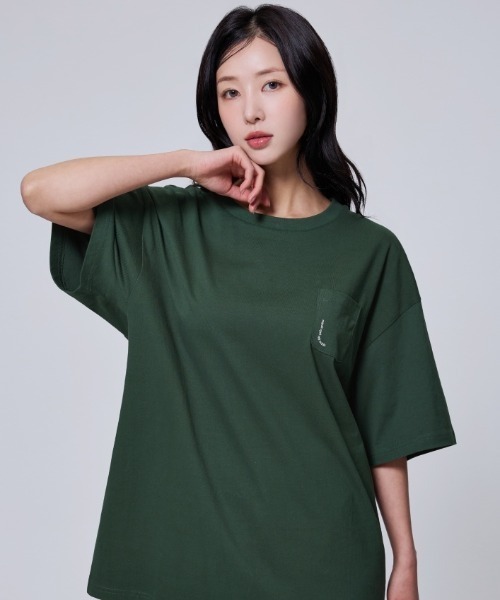 Vini(ヴィニ)の「レーシング半袖Tシャツ(Tシャツ/カットソー・レディース・ライトベージュ/ダークグリーン/ホワイト・LARGE/MEDIUM/SMALL)」の3枚目の写真