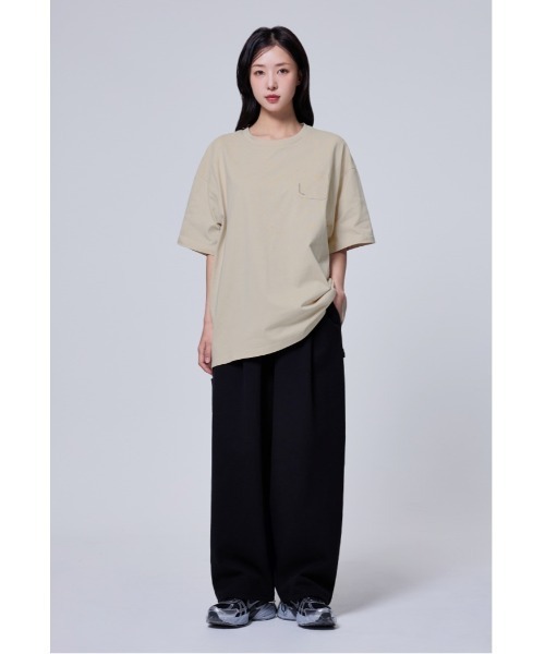 Vini(ヴィニ)の「レーシング半袖Tシャツ(Tシャツ/カットソー・レディース・ライトベージュ/ダークグリーン/ホワイト・LARGE/MEDIUM/SMALL)」の17枚目の写真