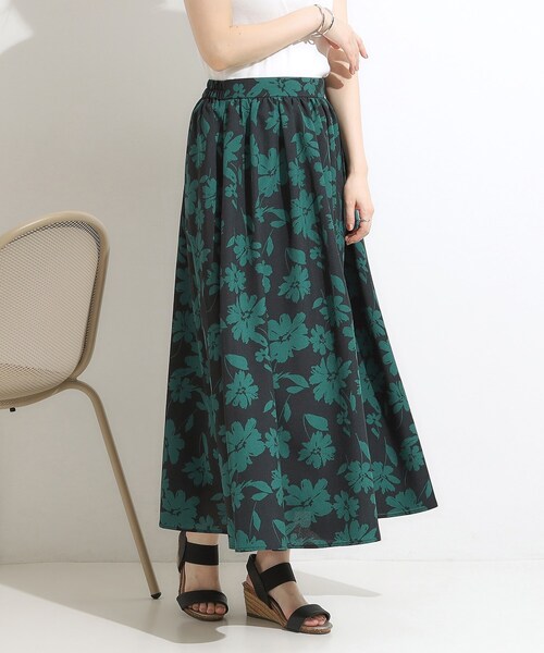 DRESKIP(ドレスキップ)の「【高レビュー/着丈選べる】華やかさをプラスする アソートロングスカート(スカート・レディース・グリーン系その他3/ネイビー系5/レッド系1/ブルー・11/00)」の4枚目の写真