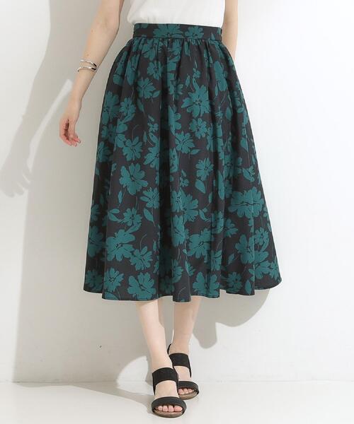 DRESKIP(ドレスキップ)の「【高レビュー/着丈選べる】華やかさをプラスする アソートロングスカート(スカート・レディース・グリーン系その他3/ネイビー系5/レッド系1/ブルー・11/00)」の6枚目の写真