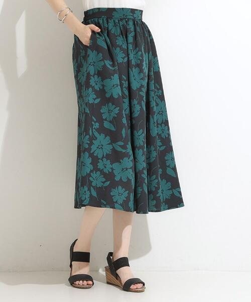 DRESKIP(ドレスキップ)の「【高レビュー/着丈選べる】華やかさをプラスする アソートロングスカート(スカート・レディース・グリーン系その他3/ネイビー系5/レッド系1/ブルー・11/00)」の7枚目の写真