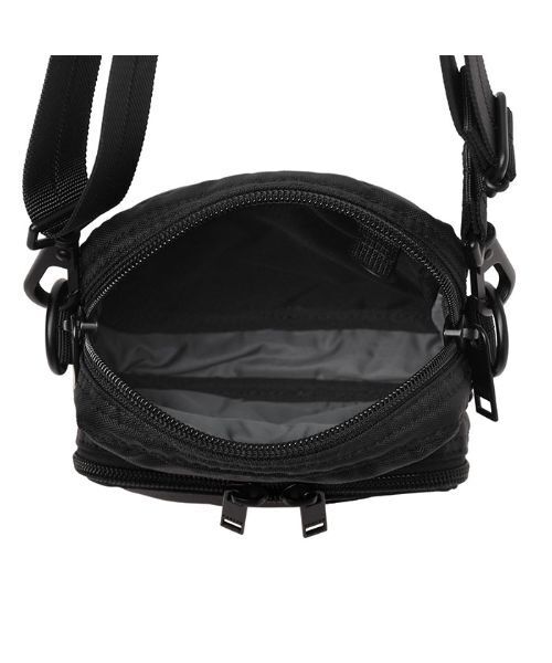 PORTER(ポーター)の「フラッシュ ショルダーバッグ(ショルダーバッグ・メンズ・ブラック/ネイビー・FREE)」の4枚目の写真