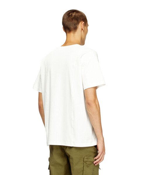 DIESEL(ディーゼル)の「メンズ Tシャツ T-NORM-INT(Tシャツ/カットソー・メンズ・ホワイト/ブラック/その他・XXX-LARGE/MEDIUM/SMALL/X-SMALL/X-LARGE/XX-LARGE/LARGE)」の13枚目の写真