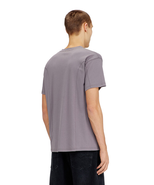 DIESEL(ディーゼル)の「メンズ Tシャツ T-NORM-INT(Tシャツ/カットソー・メンズ・ホワイト/ブラック/その他・XXX-LARGE/MEDIUM/SMALL/X-SMALL/X-LARGE/XX-LARGE/LARGE)」の5枚目の写真