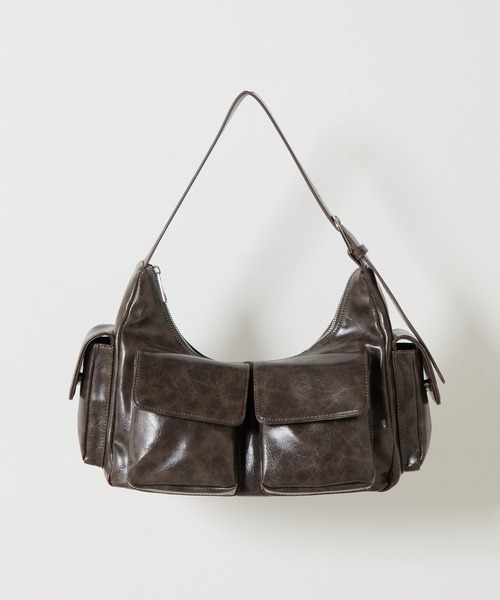 COLONY 2139(コロニートゥーワンスリーナイン)の「ヴィンテージ合皮マルチポケットショルダーバッグ(ショルダーバッグ・レディース・ブラック/ブラウン・FREE)」の19枚目の写真