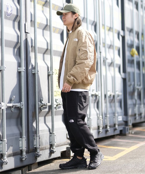 THE NORTH FACE(ザノースフェイス)の「THE NORTH FACE/ザ・ノース・フェイス INSULATION BOMB JK ジャケット MA-1 撥水 保温 軽量 NY82552(ブルゾン・メンズ・ダークグレー/ダークベージュ/ブラック・XL/L/M/S/XXL)」の21枚目の写真