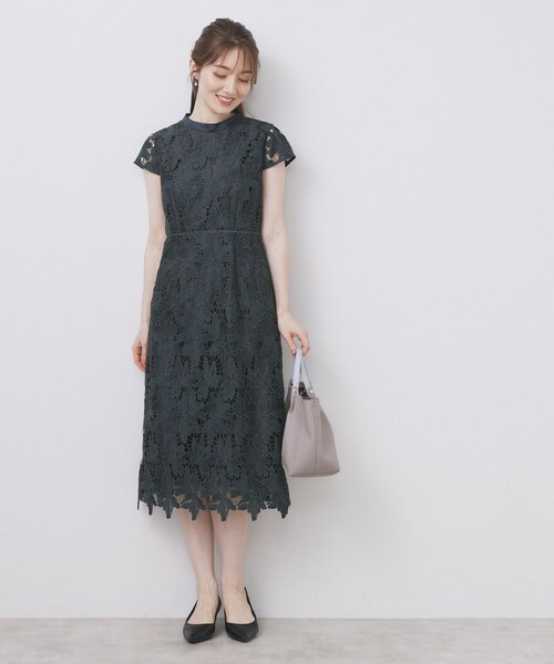 index(インデックス)の「バイカラーレースワンピース【洗濯機洗い可】(ワンピース・レディース・ネイビー/ブラウン系/ナチュラル・36/38/40/42)」の13枚目の写真