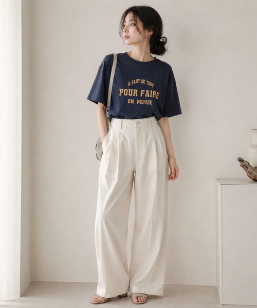Mac-House(マックハウス)の「Idnes POUR FAIRE ロゴプリントTシャツ(Tシャツ/カットソー・レディース・オフホワイト/ネイビー/キャメル・M)」の22枚目の写真