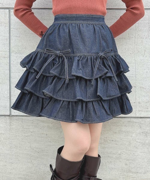 F i.n.t(フィント)の「ダブルリボンフリルデニムミニスカート/fint フィント(スカート・レディース・インディゴブルー/ブラウン・FREE)」の2枚目の写真