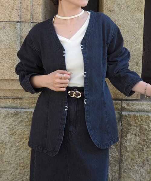 Thevon(ゼボン)の「ペプラムデニムジャケット(ブルゾン・レディース・ブルー/ブラック・FREE)」の1枚目の写真