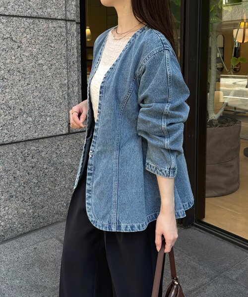 Thevon(ゼボン)の「ペプラムデニムジャケット(ブルゾン・レディース・ブルー/ブラック・FREE)」の12枚目の写真