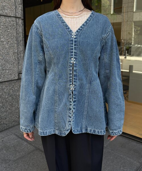 Thevon(ゼボン)の「ペプラムデニムジャケット(ブルゾン・レディース・ブルー/ブラック・FREE)」の18枚目の写真