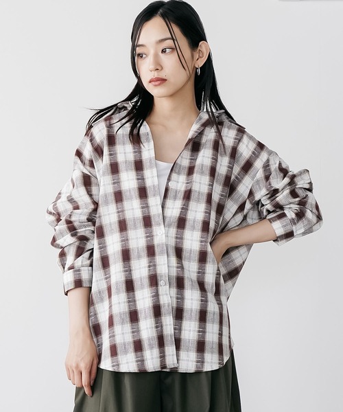 mili an deni（ミリアンデニ）の「オーバーサイズチェックシャツ（シャツ/ブラウス・レディース・ブラック/ブラウン・M）」の2枚目の写真