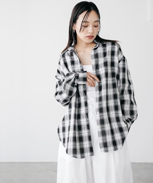 mili an deni（ミリアンデニ）の「オーバーサイズチェックシャツ（シャツ/ブラウス・レディース・ブラック/ブラウン・M）」の13枚目の写真