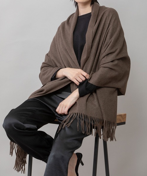 Munich（ミューニック）の「カシミアタッチストール（ストール/ショール・レディース・ブラウン/ブルー/グレー/ブラック/アイボリー・FREE）」の4枚目の写真