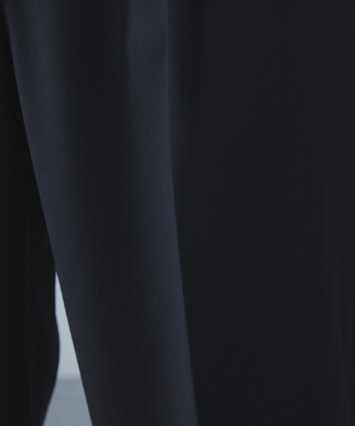 SLICK（スリック）の「【SLICK/スリック】T/R Gabardine Stretch One Tuck Tapered Pants/TRギャバジンワンタックテーパードスラックス / セットアップ（スラックス・メンズ・ブラック/チャコールグレー/ブラウン・2/1/3）」の19枚目の写真