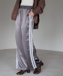 r.（アールドット）の「レースライン　サテンパンツ（その他パンツ）」
