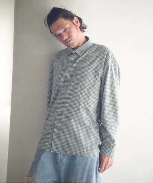 ADAM PATEK(アダムパテック)の「ADAMPATEK/small check wide shirt/スモールチェック刺繍入りワイドボックスシャツ(AP2525008)(シャツ/ブラウス・レディース・グリーン/ブラック・1/2)」の4枚目の写真